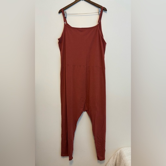 Universal Standard Ultimate Jackson Sleeveless Jumpsuit Coverall - Picture 4 of 6